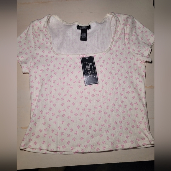 just polly Tops - Just polly square neck crop shirt size large 100% cotton